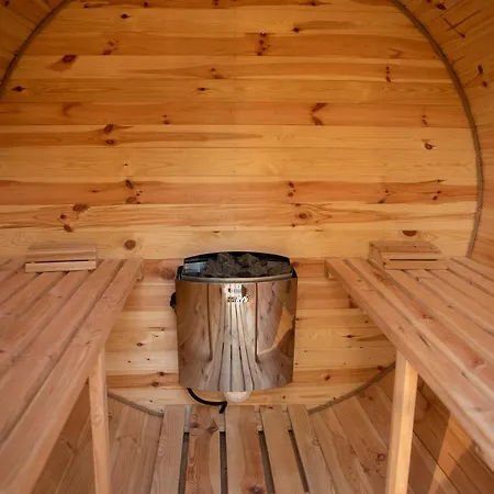 Julia Z Bania Ruska I Sauna Villa *