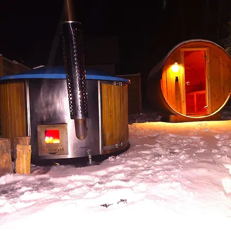 Julia Z Bania Ruska I Sauna Villa *